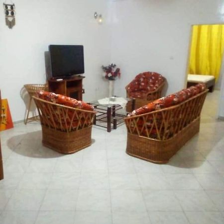 Residence Sh Yaounde Luaran gambar