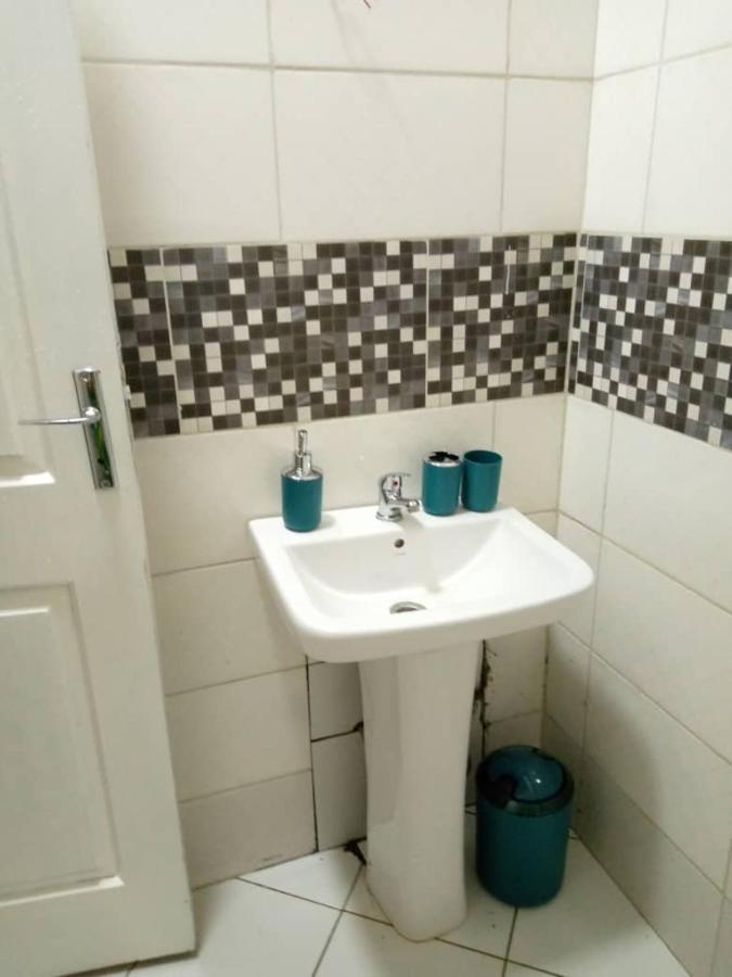 Residence Sh Yaounde Luaran gambar